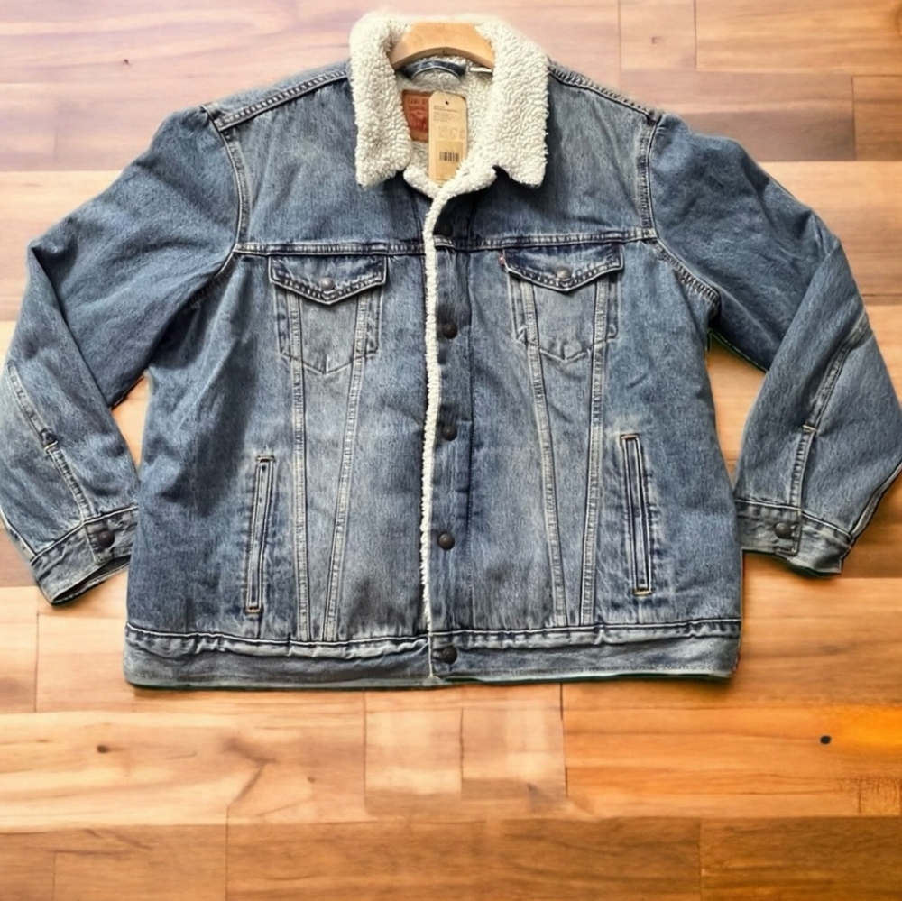 Levi Strauss Vintage Denim Trucker Jacket NWT
